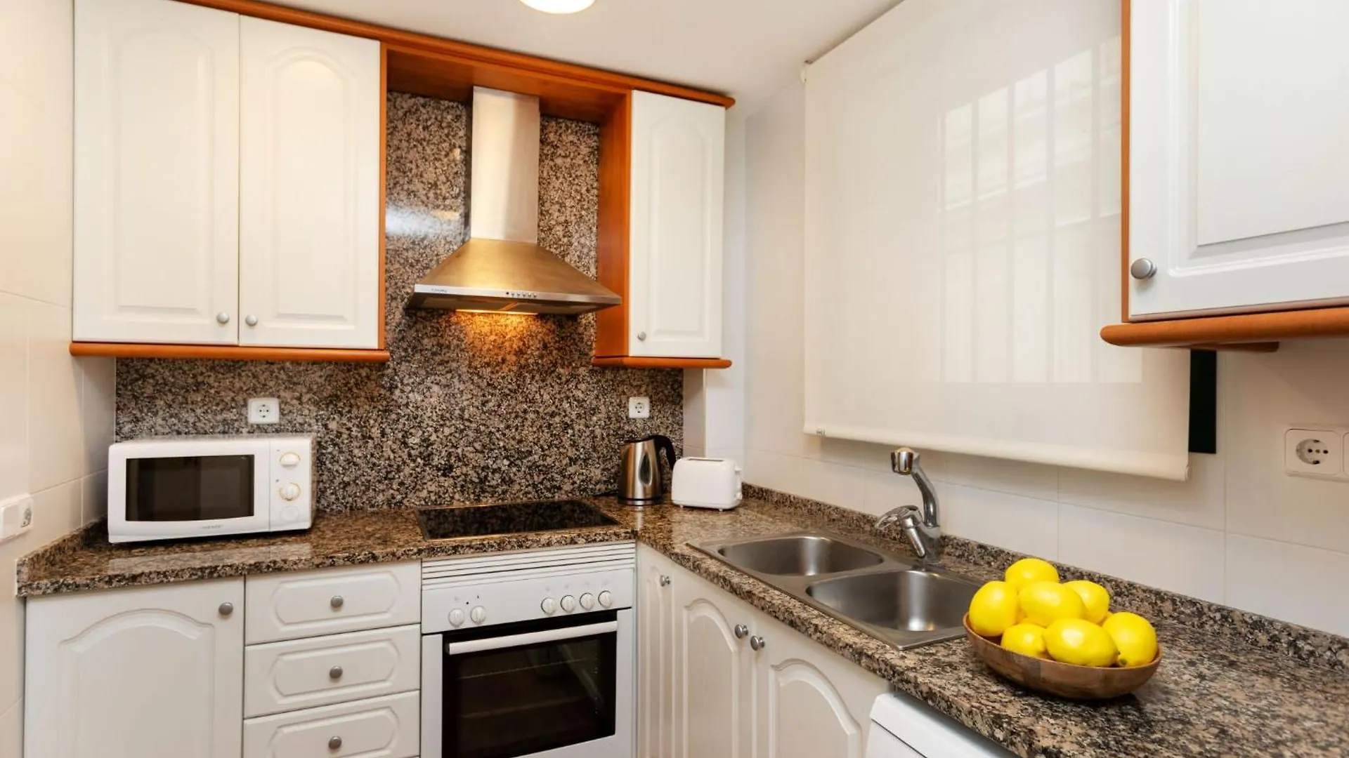 Apartment Liliamar By Interhome Lloret de Mar